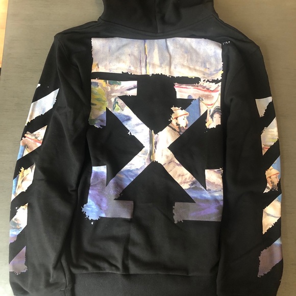 white diag arrows sweatshirt